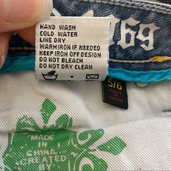 COOGI Vintage Light Wash Embroidered Pocket Distressed Straight Jeans 5/6 - Picture 13 of 15